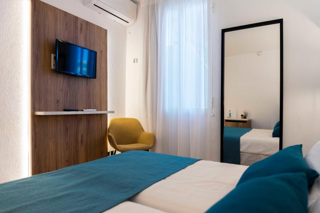 Alfons Hotel Ciutadella  Bagian luar foto