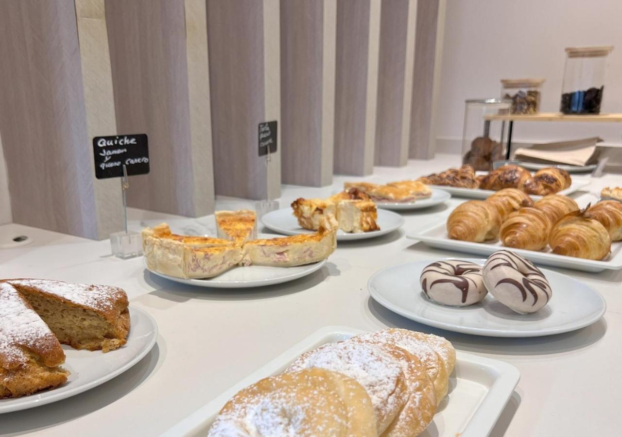 Alfons Hotel Ciutadella  Bagian luar foto