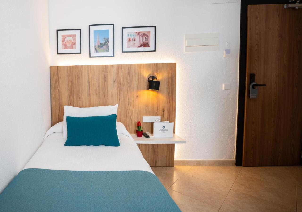 Alfons Hotel Ciutadella  Bagian luar foto